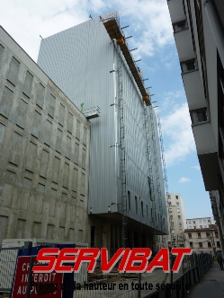 Plateforme sur mat (montage, location, vente, entretien, réparation sur chantier et en atelier)