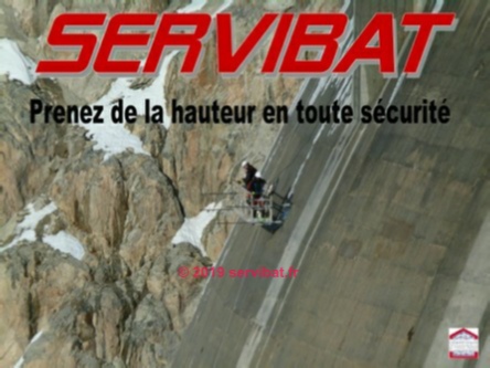 Plateforme suspendue sur barrage hydraulique